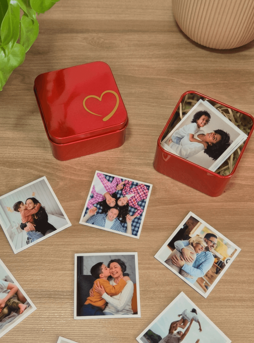 Lata com 18 imãs 5x5cm
