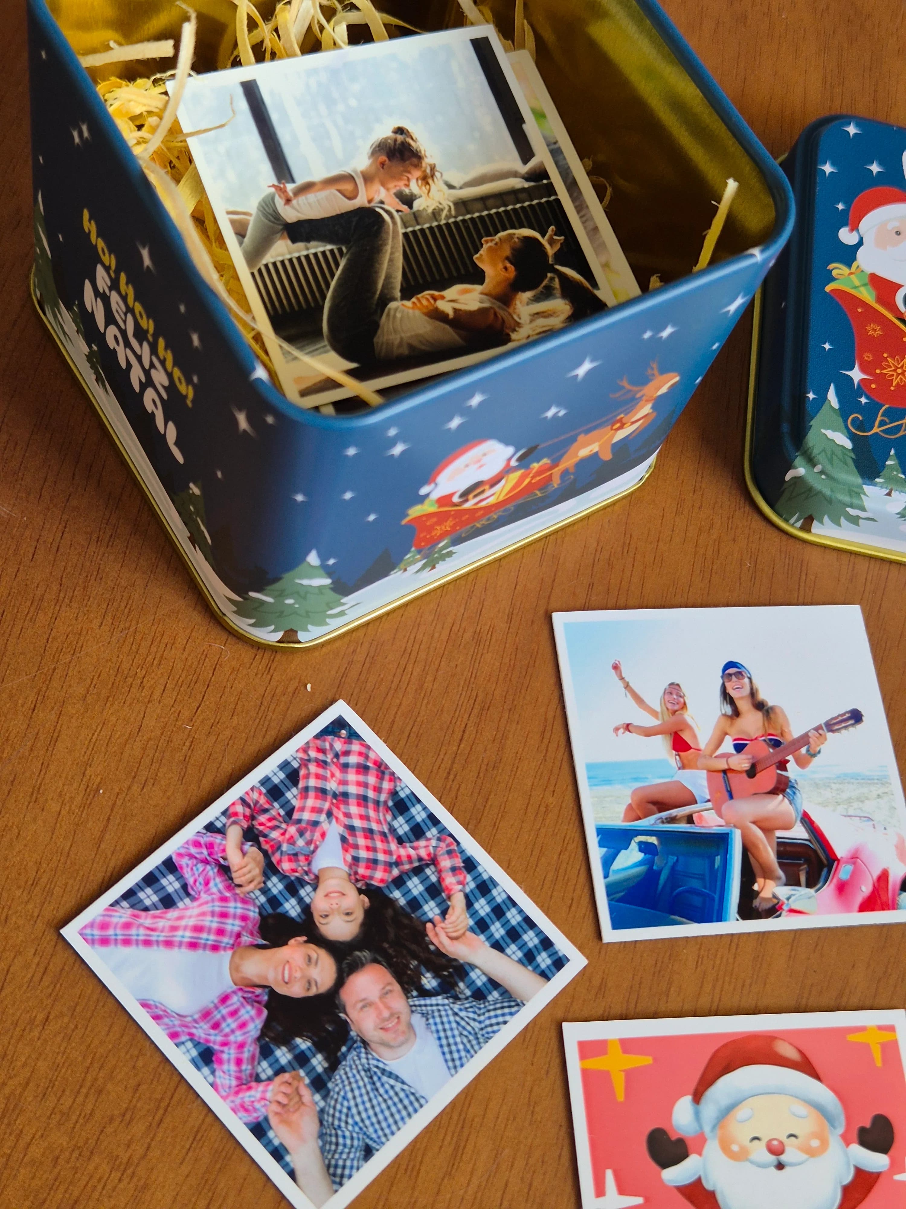 Lata Natal com 18 imãs 5x5cm - OPÇÃO 1 3